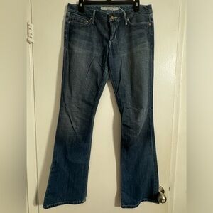 Joes women bootcut  jeans/ medium wash / size 31